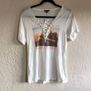 Lace v-neck tee